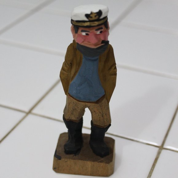 Vintage 1960`s Hand Carved Wooden Sea Captain- Fisherman Sailor Nautical Figure - Picture 1 of 12